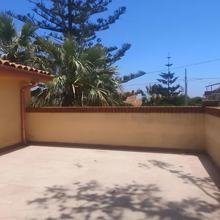 Apartamento Mansarda Aralia Reitani